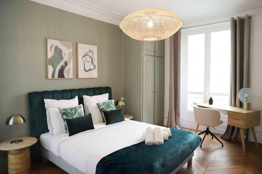 Apartamento Charming 3 Bedroom Haussmannien In 17th Paris